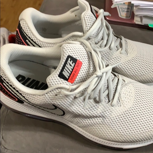 Nike Zoom All Out - Picture 1 of 5